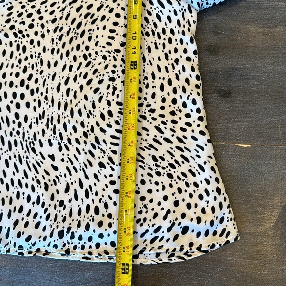 Fab’rik One Shoulder Animal Print Puff Sleeve Cream Black top Size S EUC Cheetah - Picture 8 of 9